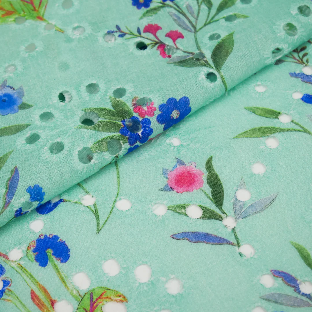 CONVENT GARDEN - COTTON EMBROIDERED PRINT - SPACED FLORAL - Image 2