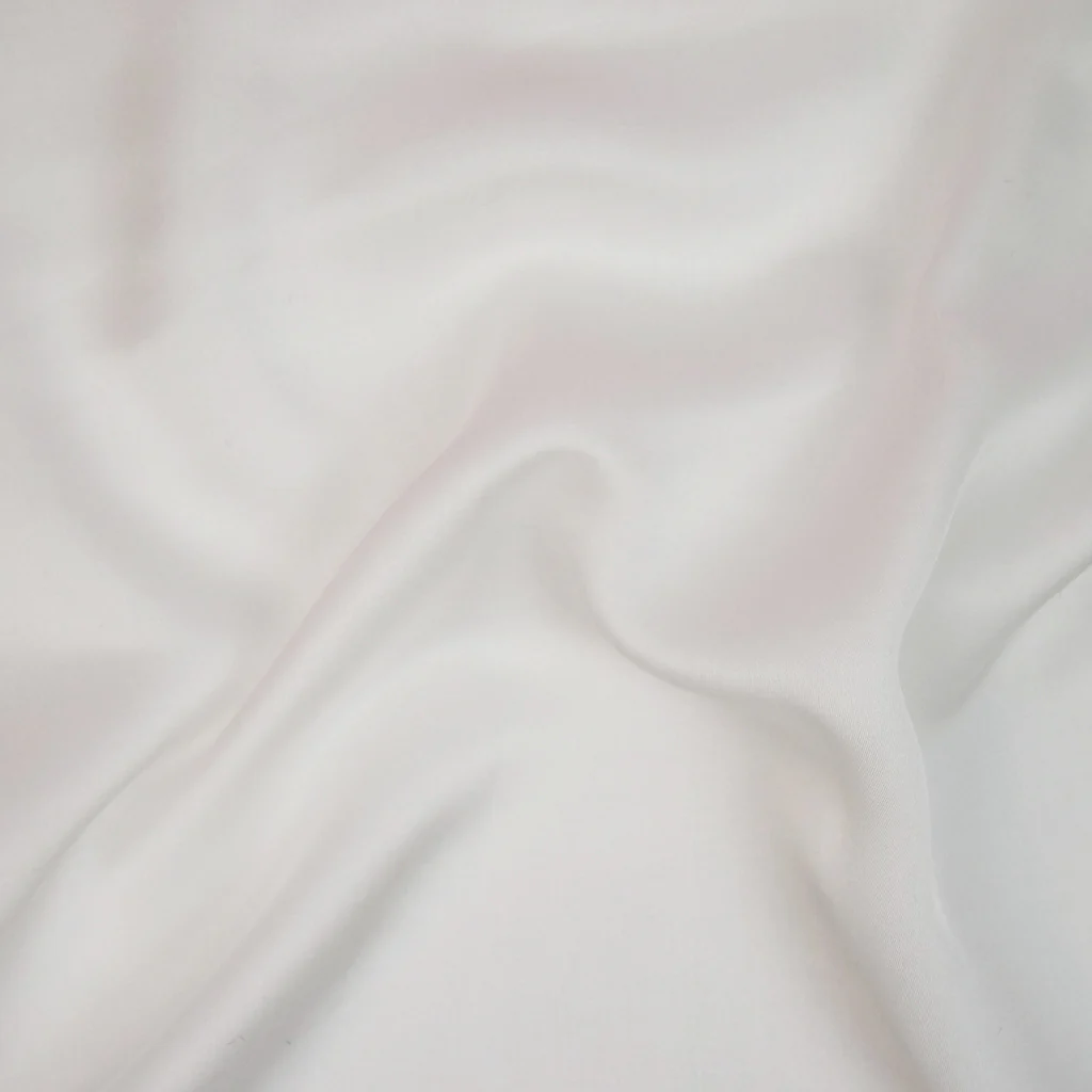 EDITH POLYESTER SOLIDS - Image 5