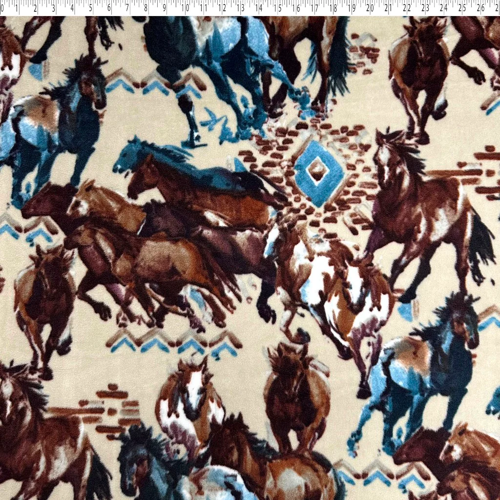 MOUNTAIN FLEECE PRINTS - RUNNING WILD - Image 2