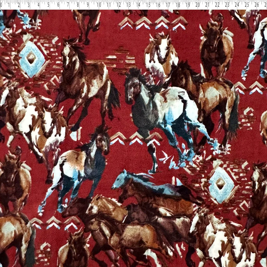 MOUNTAIN FLEECE PRINTS - RUNNING WILD - Image 3