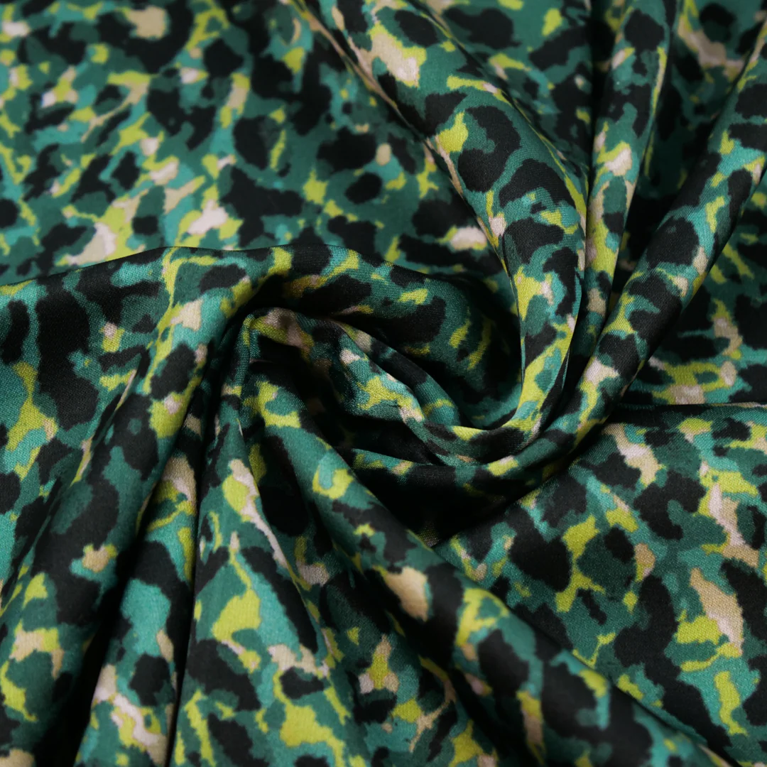 VERDE - SATIN PRINTS - SKIN - Image 3